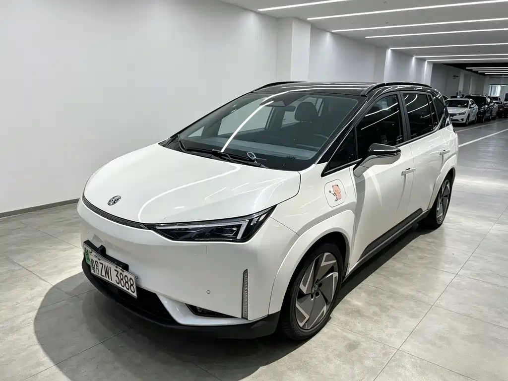 Hycan Z03