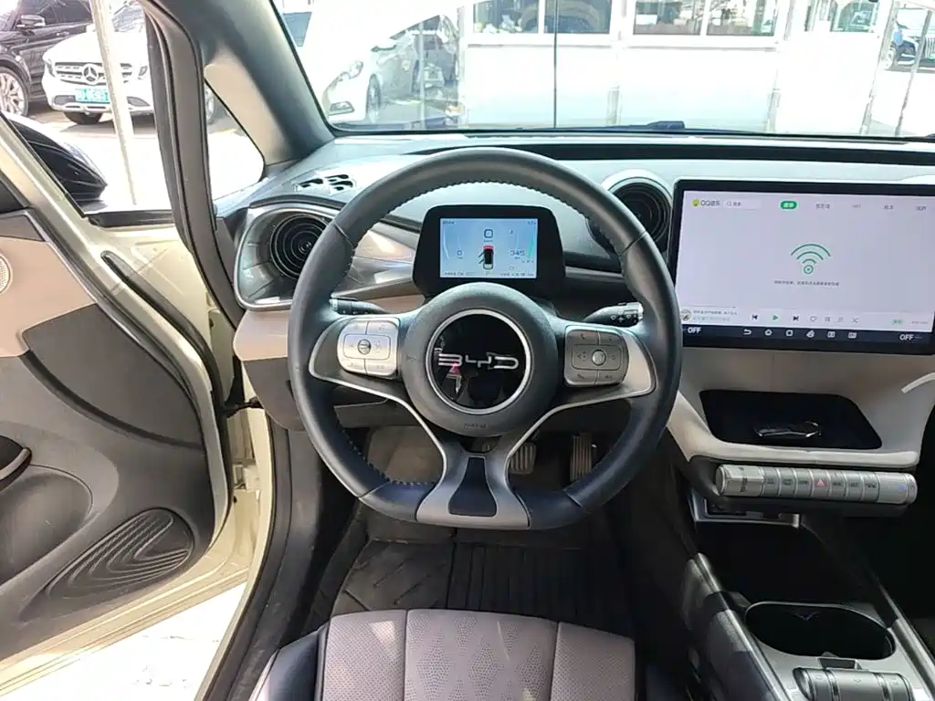 BYD Dolphin — миниатюра 7