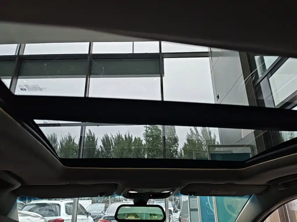 Cadillac XTS — миниатюра 18