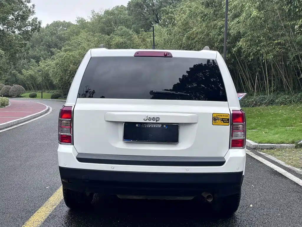 Jeep Patriot — миниатюра 5