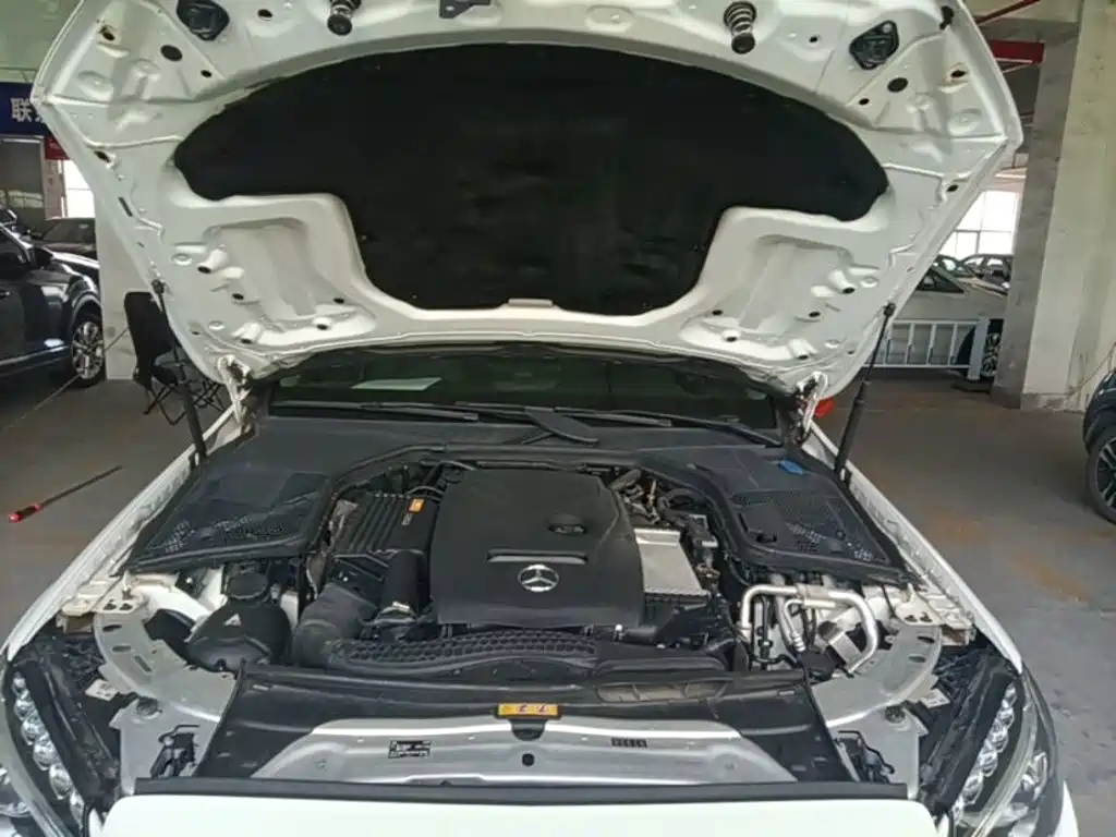 Mercedes-Benz C-Class — миниатюра 20