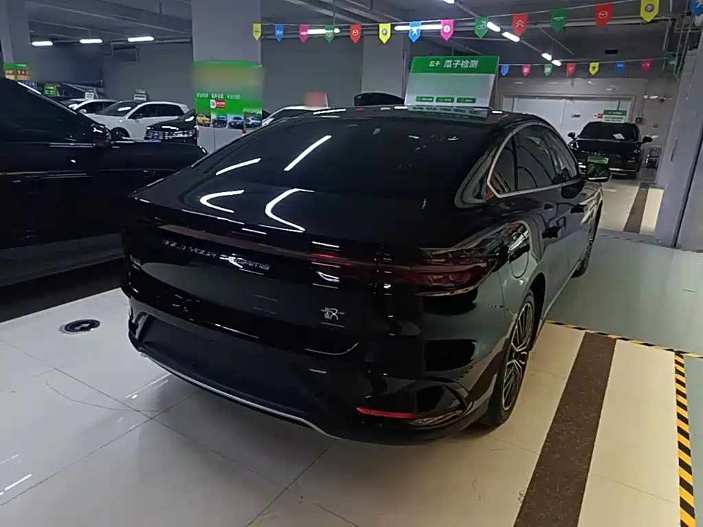 BYD Han — миниатюра 7