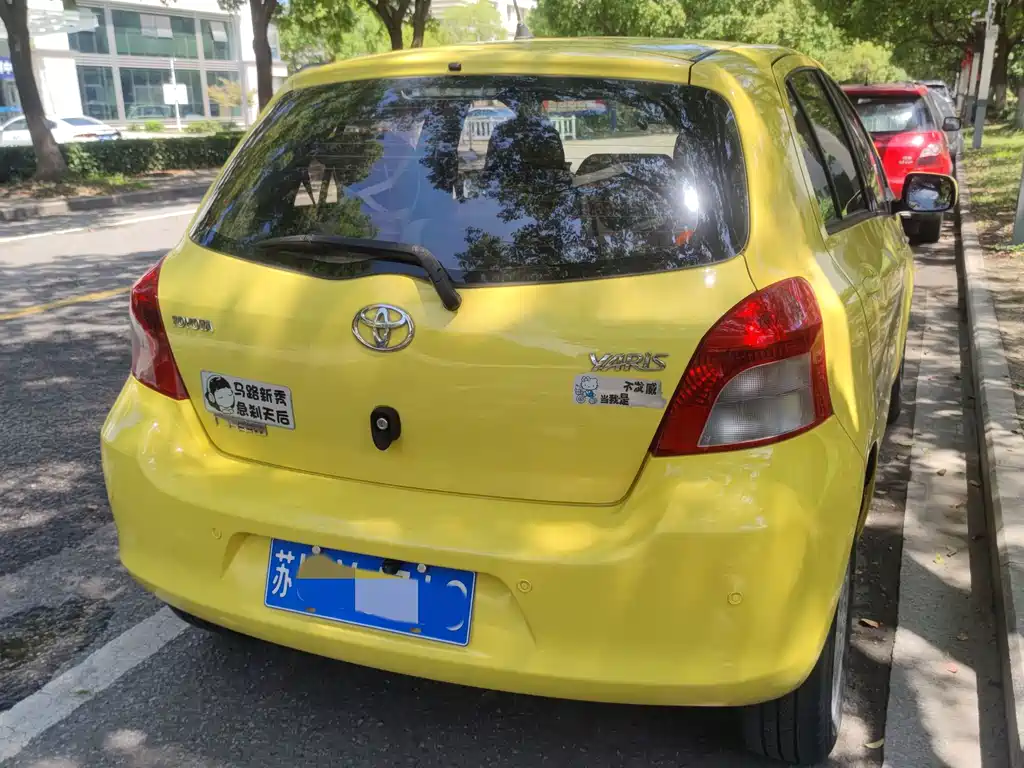 Toyota Yaris — миниатюра 5