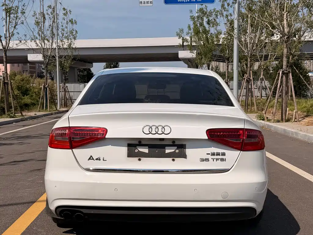 Audi A4L — миниатюра 5