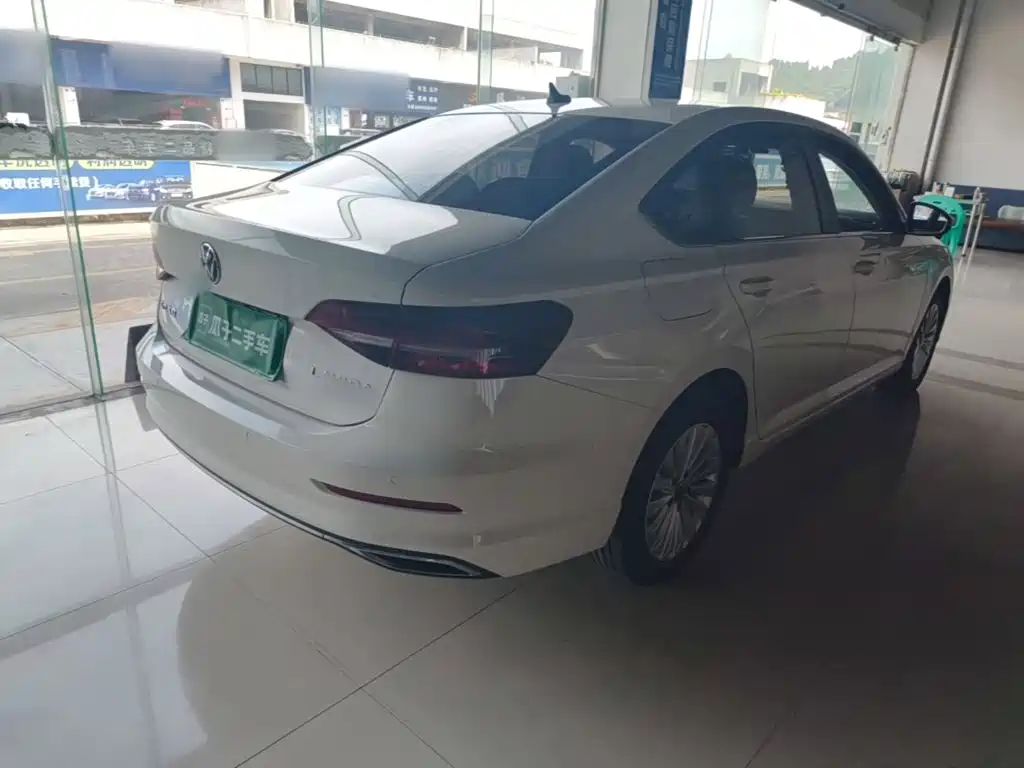 Volkswagen Lavida — миниатюра 7