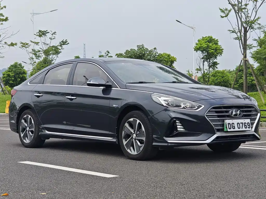Hyundai Sonata PHEV — миниатюра 3