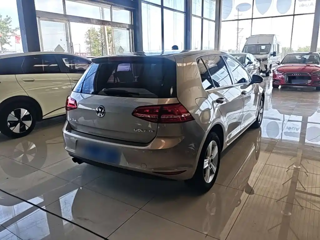 Volkswagen Golf — миниатюра 7