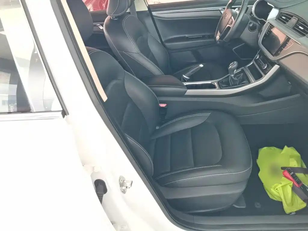 Geely Emgrand GL — миниатюра 25