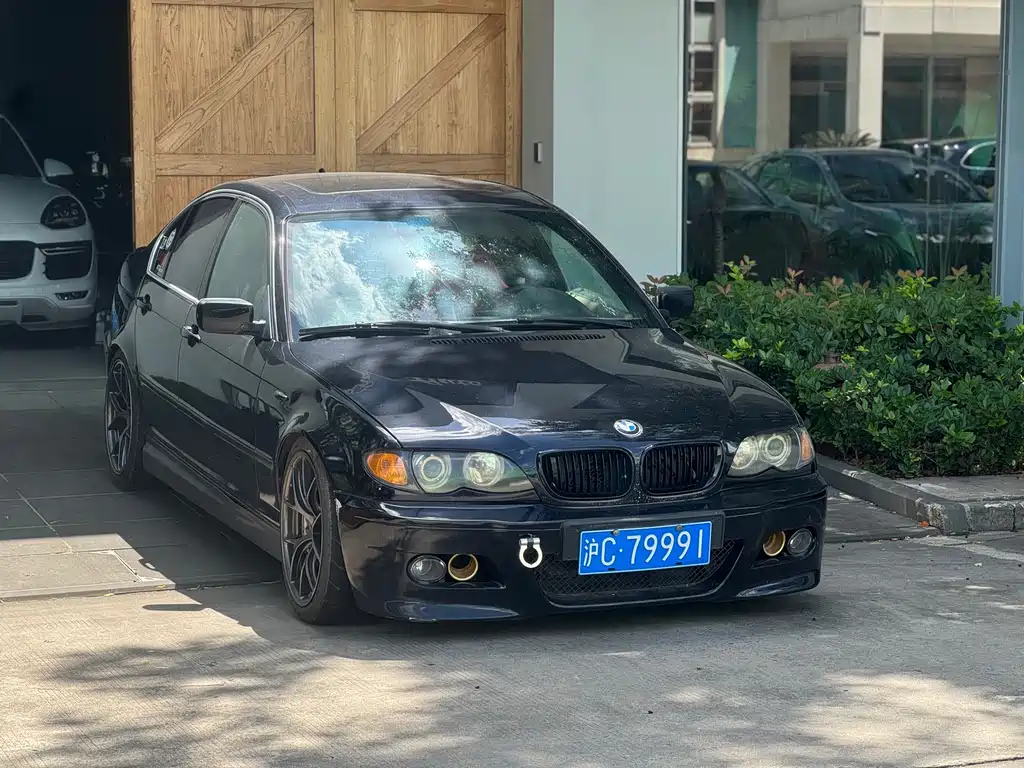 BMW 3 Series — миниатюра 3