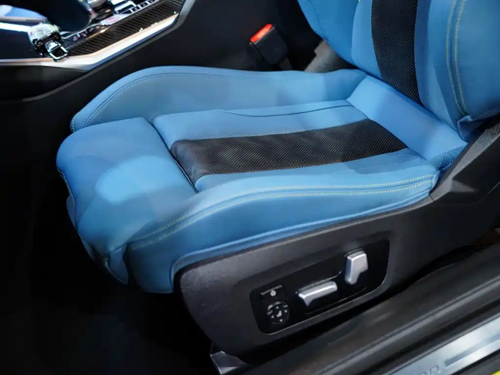 BMW M4 — миниатюра 12