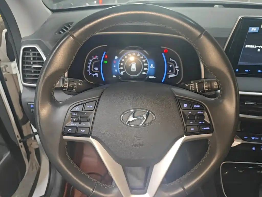 Hyundai Tucson — миниатюра 11