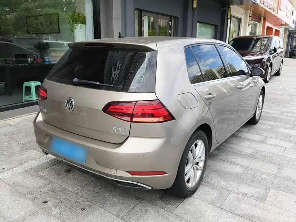 Volkswagen Golf — миниатюра 7