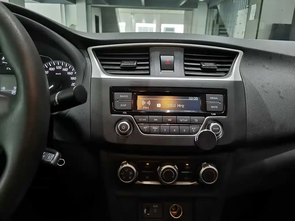 Nissan Sylphy — миниатюра 11