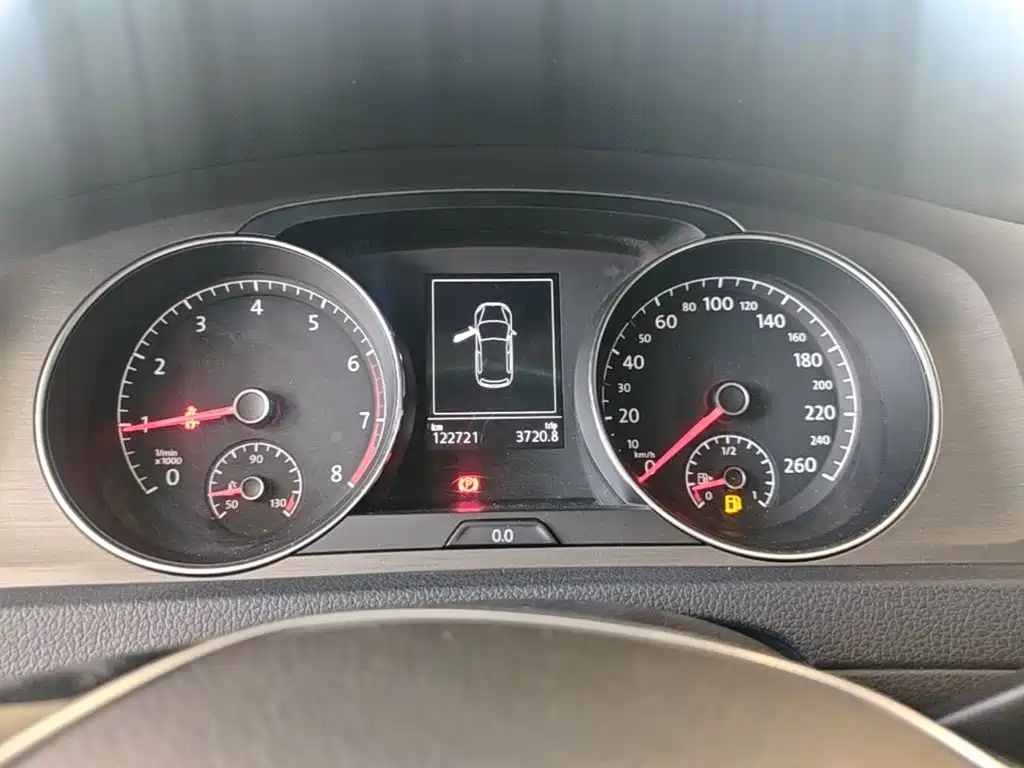 Volkswagen Golf — миниатюра 12