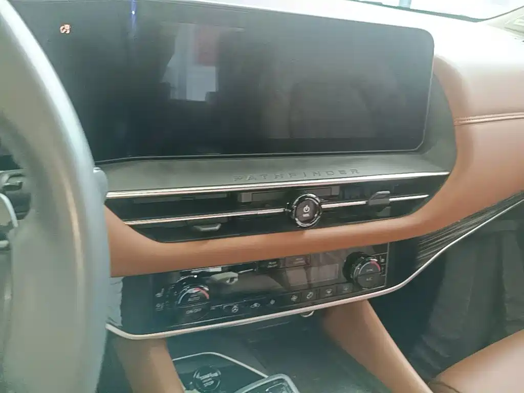 Nissan Teramont — миниатюра 13