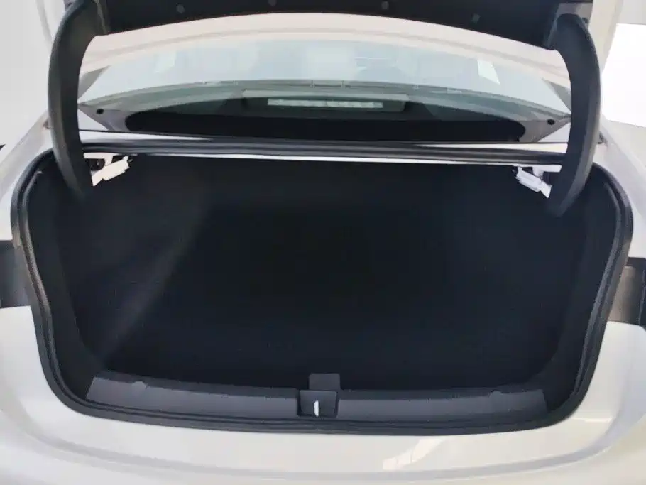 BYD Seal 05 DM-i — миниатюра 4