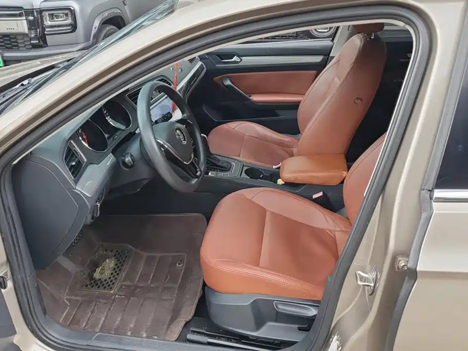 Volkswagen Lamando — миниатюра 9