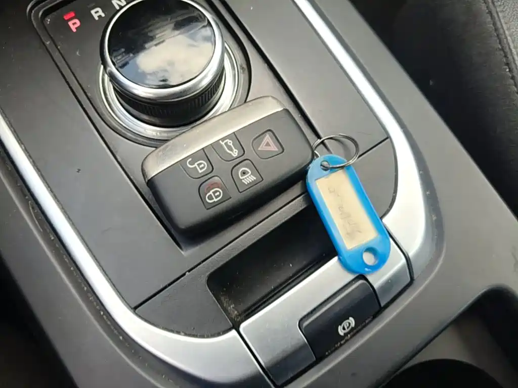 Land Rover Discovery Sport — миниатюра 9