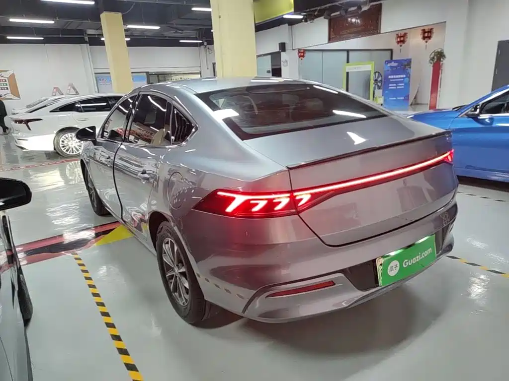 BYD Qin Plus PLUS 2023 Champion DM-i 55KM Lead