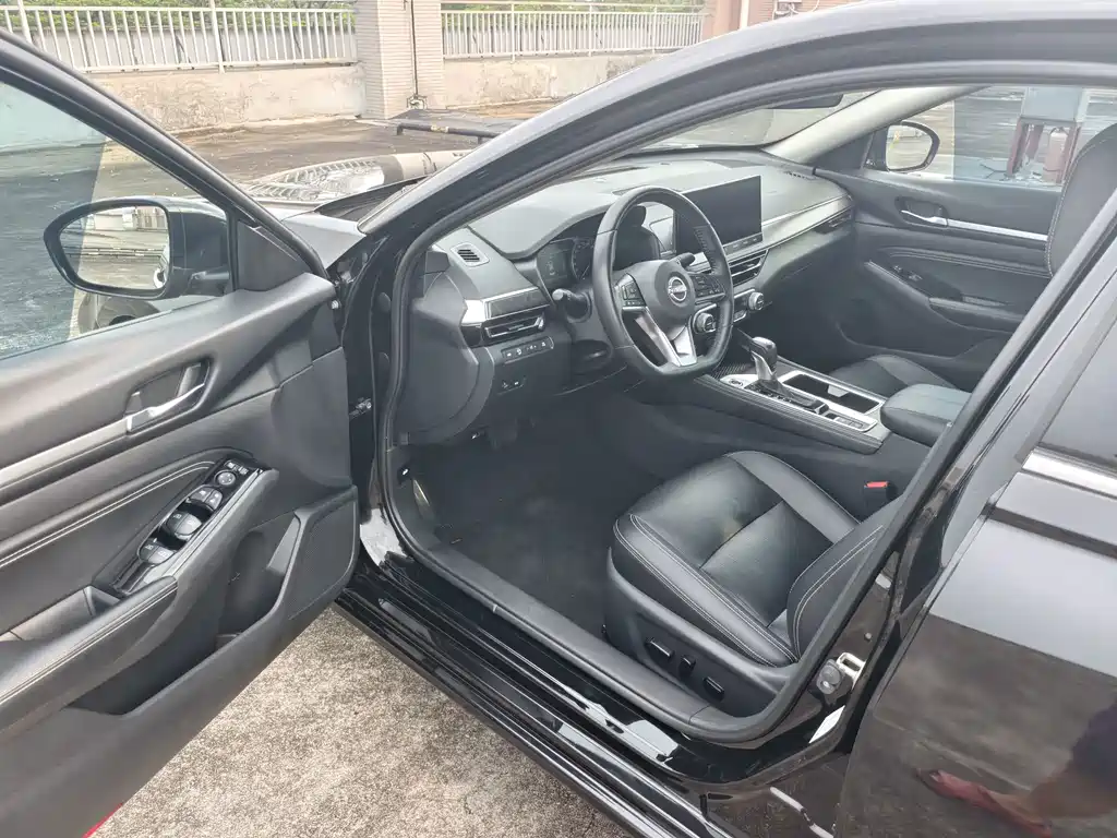 Nissan Teana — миниатюра 4