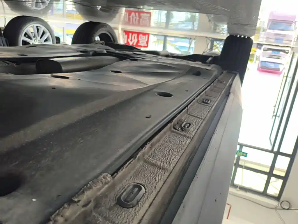 Volkswagen Tiguan L — миниатюра 20