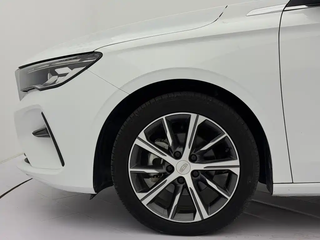 Geely Emgrand - фото 20