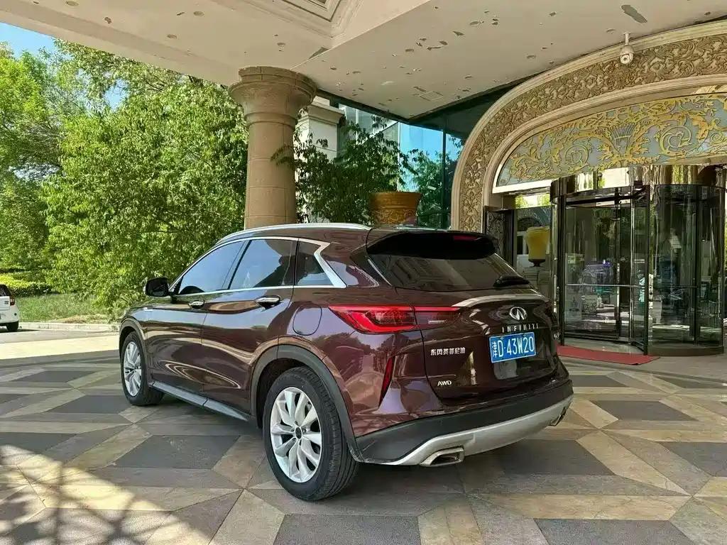 Infiniti QX50 2018 2.0T