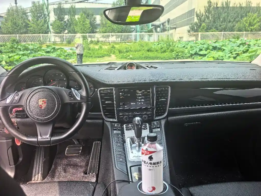 Porsche Panamera — миниатюра 8