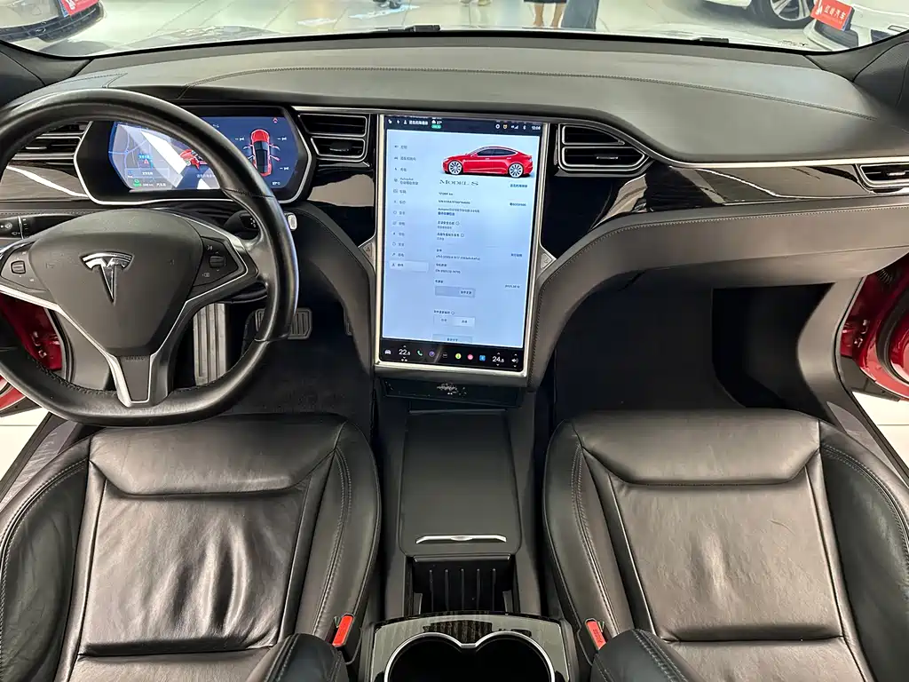 Tesla Model S — миниатюра 20