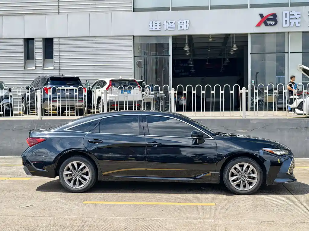 Toyota Avalon 2021 2.5L Luxury