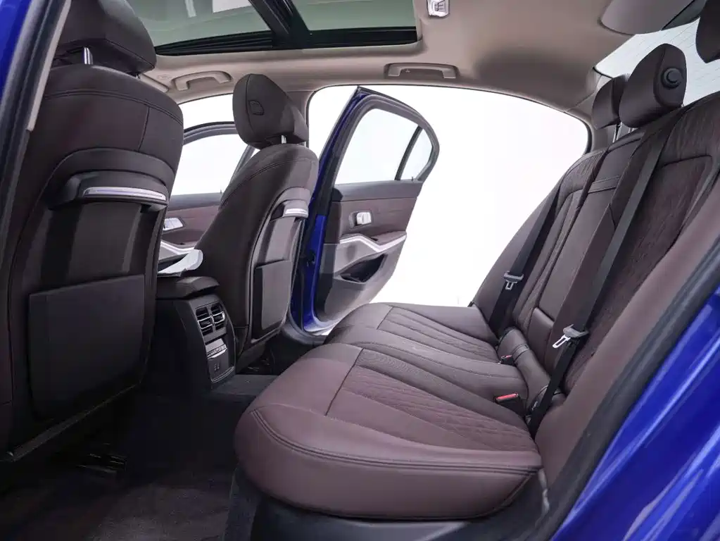 BMW 3 Series — миниатюра 16