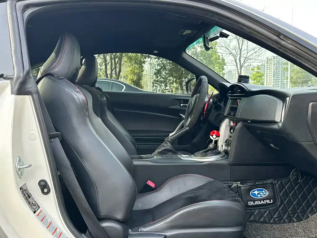 Subaru BRZ — миниатюра 5