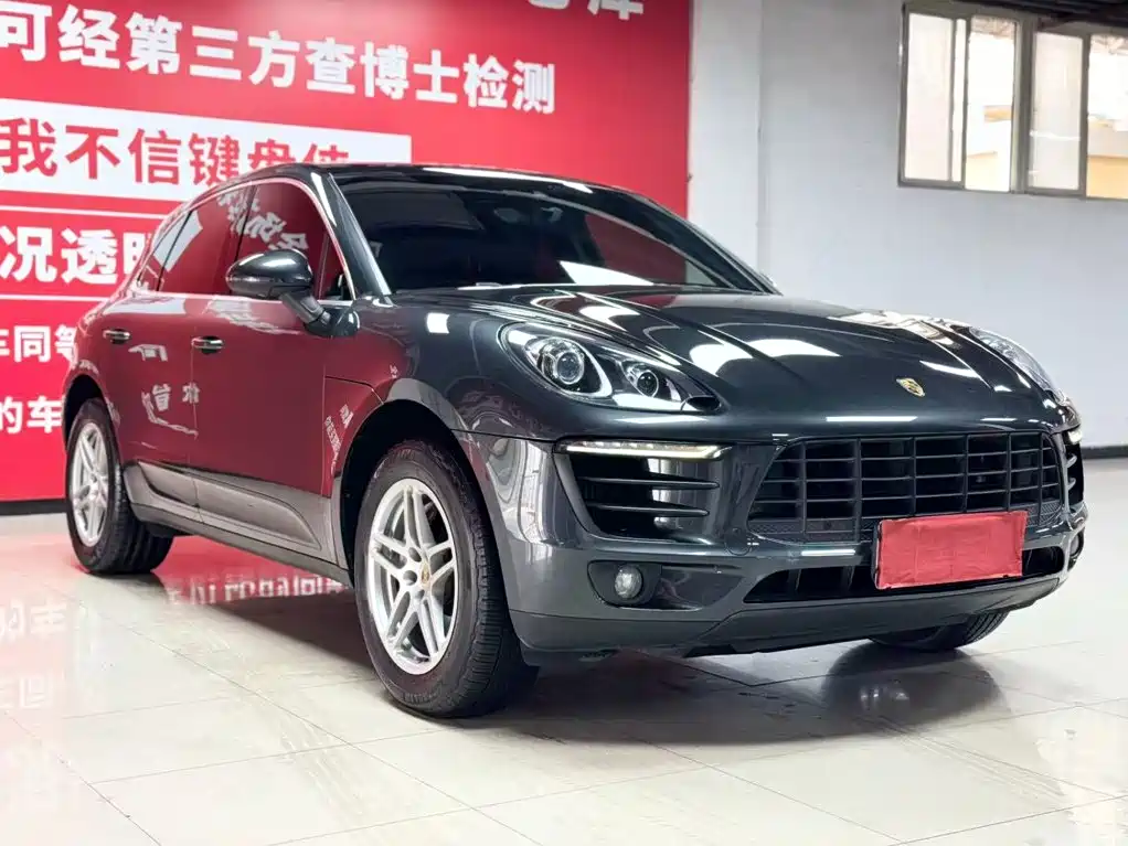 Porsche Macan — миниатюра 3
