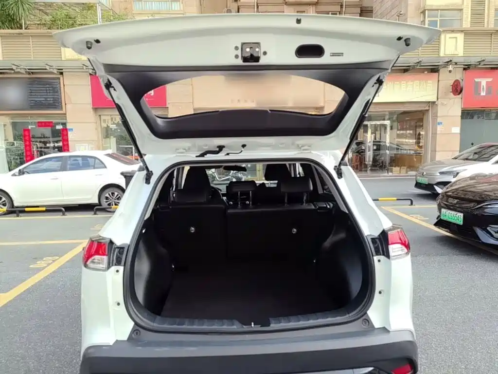 Toyota Frontlander — миниатюра 19