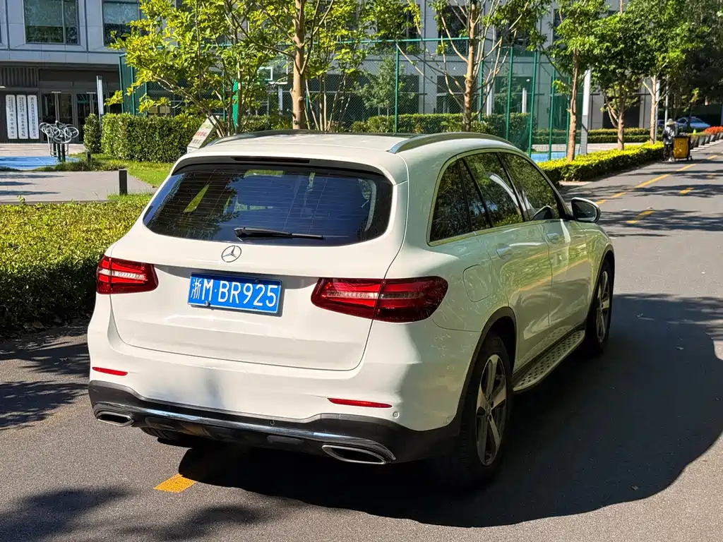 Mercedes-Benz GLC — миниатюра 5