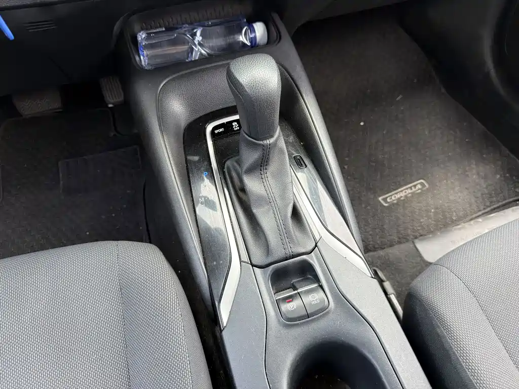 Toyota Corolla — миниатюра 11