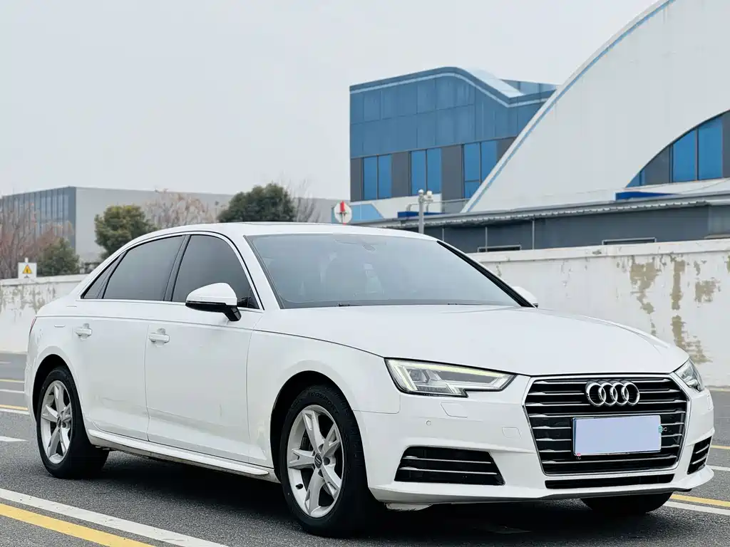 Audi A4L — миниатюра 3