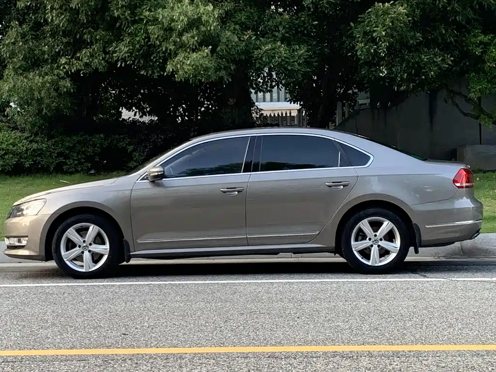 Volkswagen Passat 2014 1.8TSI DSG