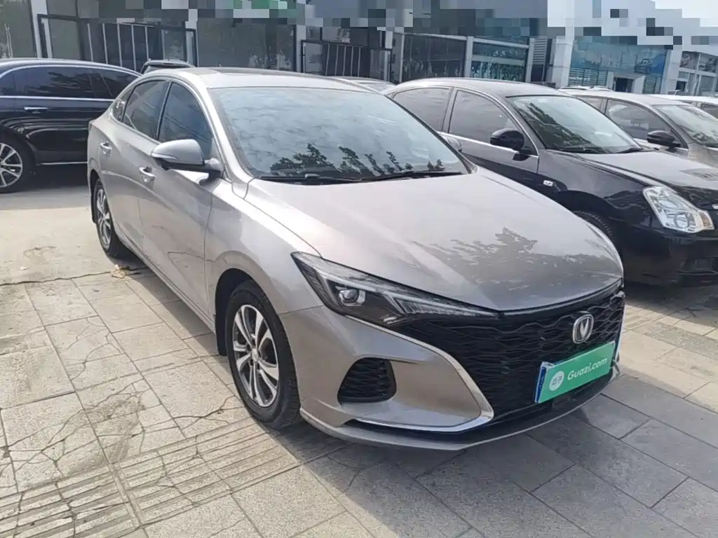 Changan Eado — миниатюра 4