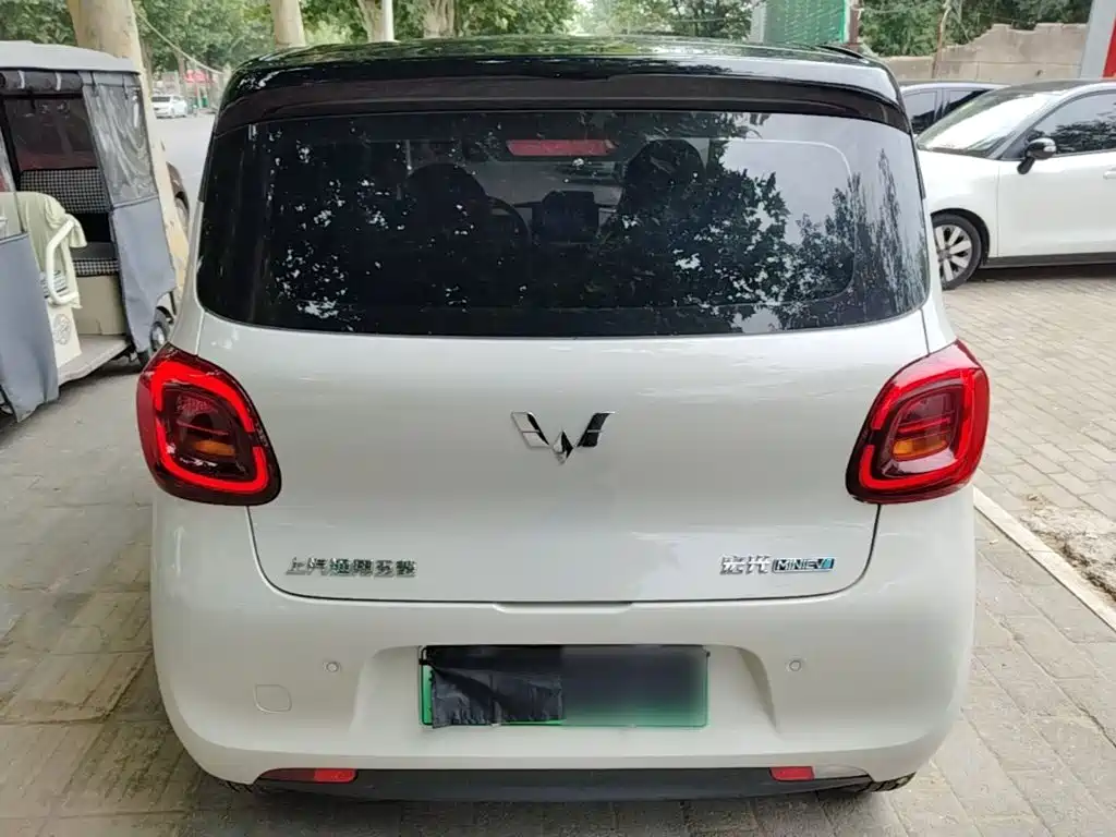 Wuling Mini EV MINIEV 2025 Premium +