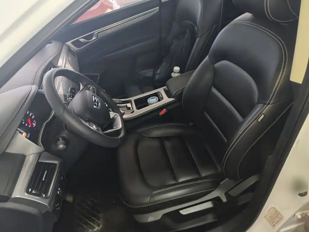 Geely Emgrand GS — миниатюра 15