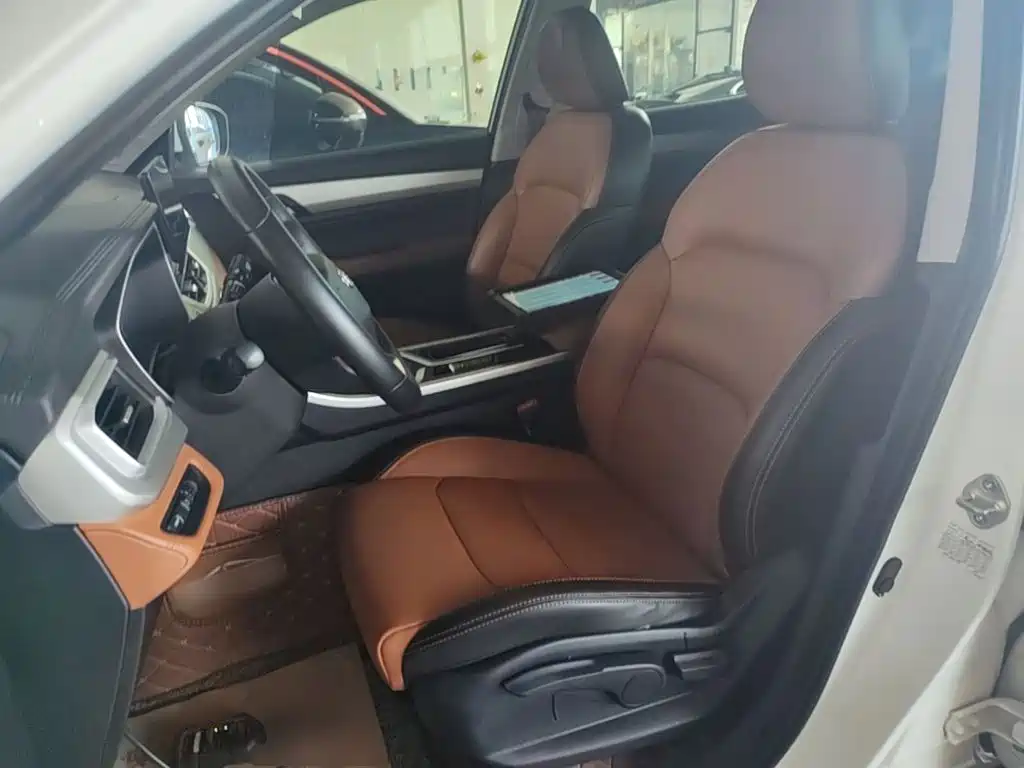 Geely Vision X6 — миниатюра 15