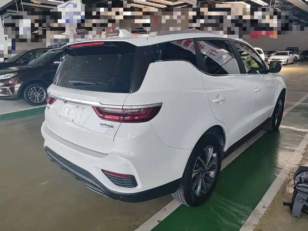 Geely Vision X6 — миниатюра 7