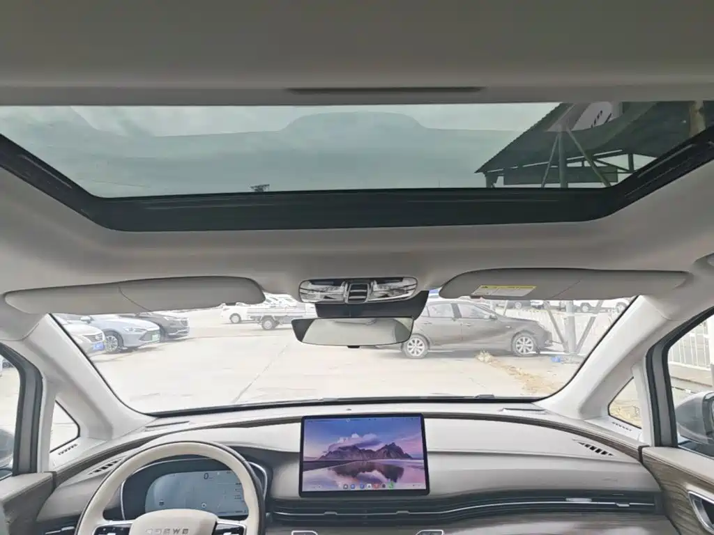 Roewe iMAX8 New Energy — миниатюра 18