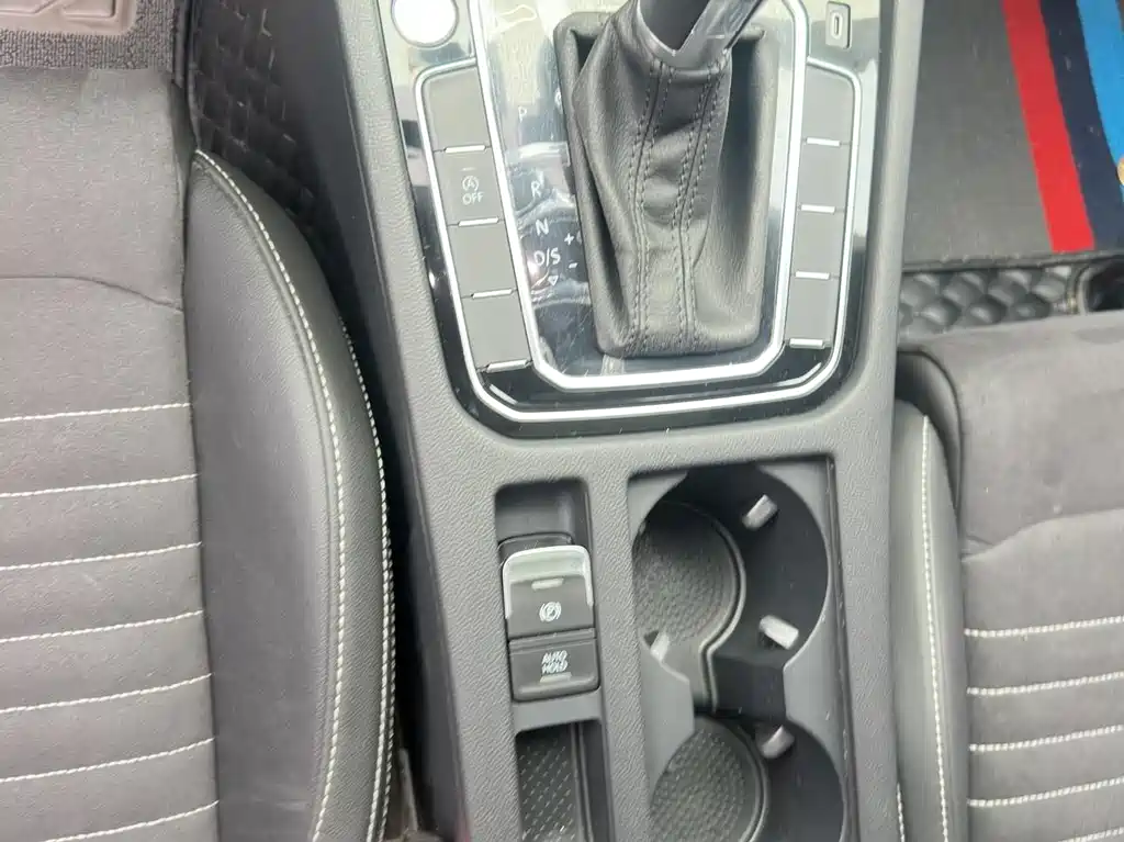Volkswagen Magotan — миниатюра 10