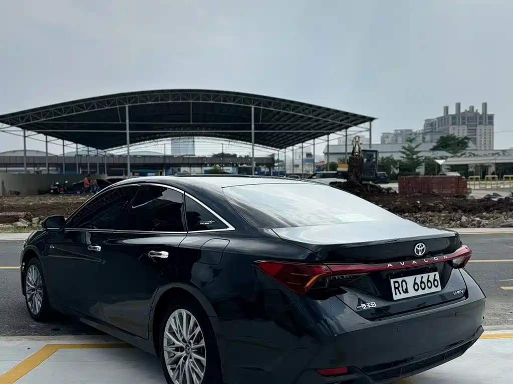 Toyota Avalon — миниатюра 4