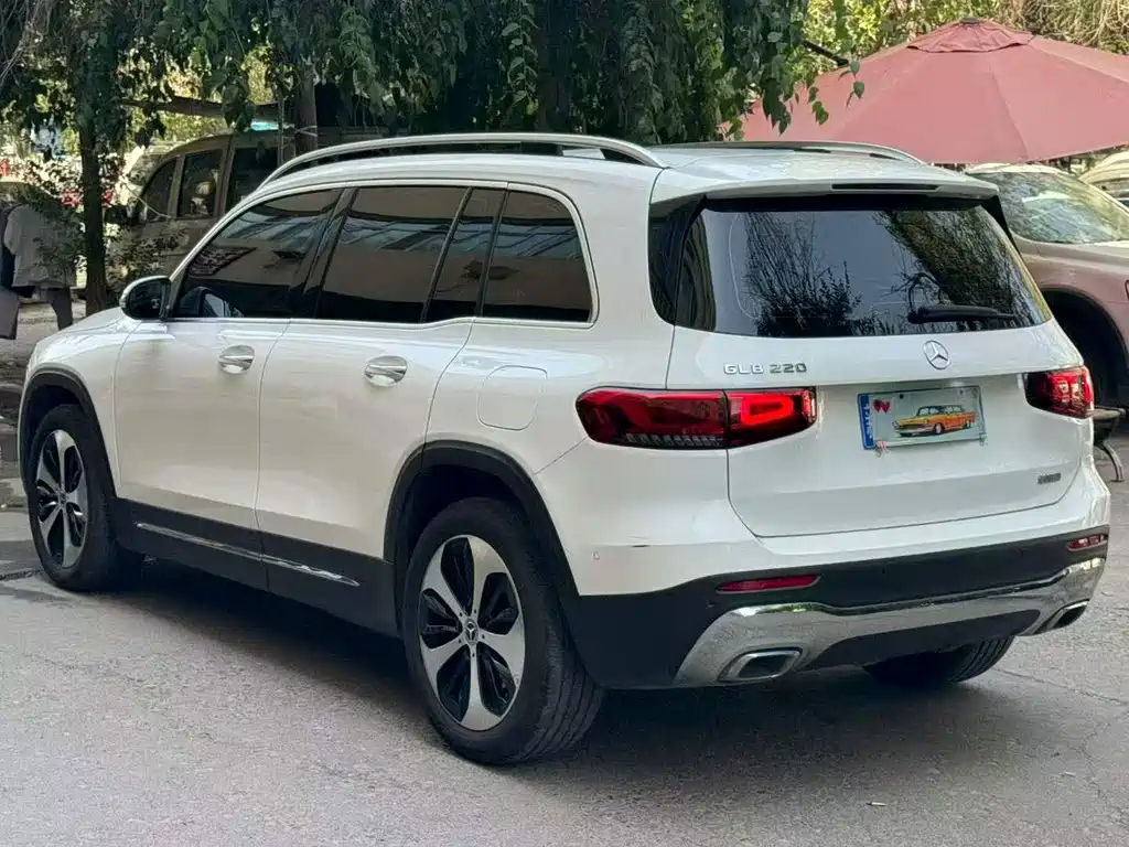 Mercedes-Benz GLB — миниатюра 7