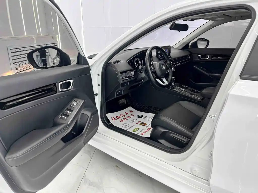 Honda Civic — миниатюра 7