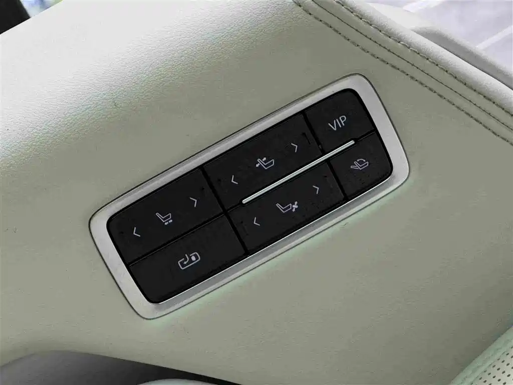 Buick Century — миниатюра 14