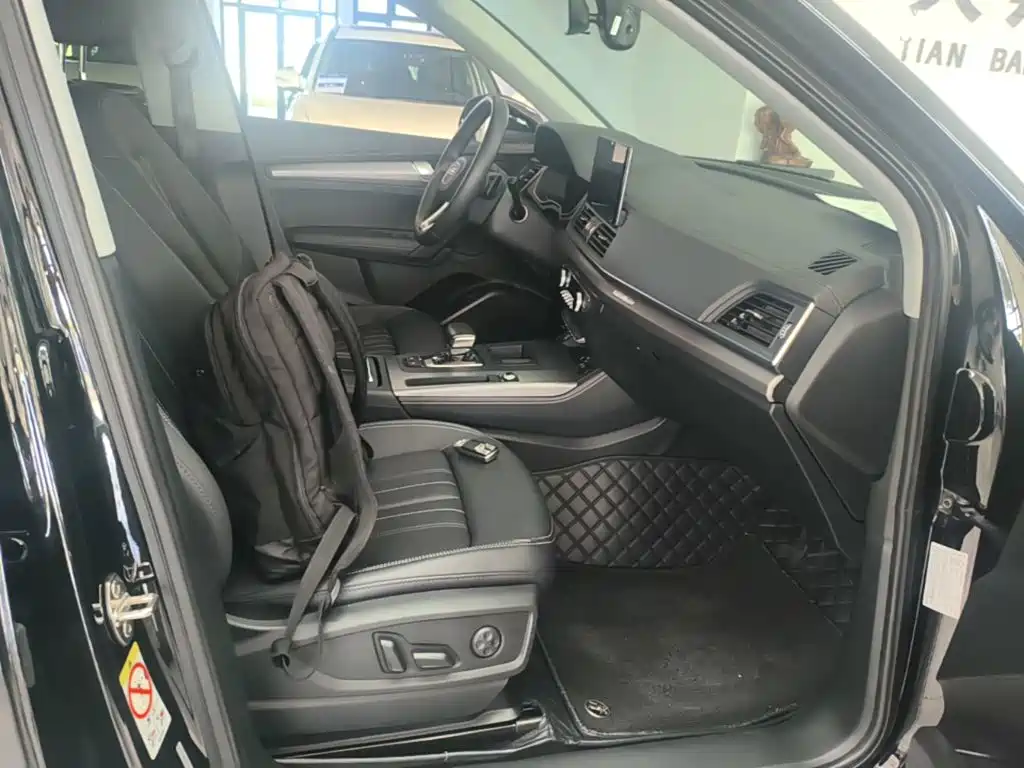 Audi Q5L — миниатюра 25